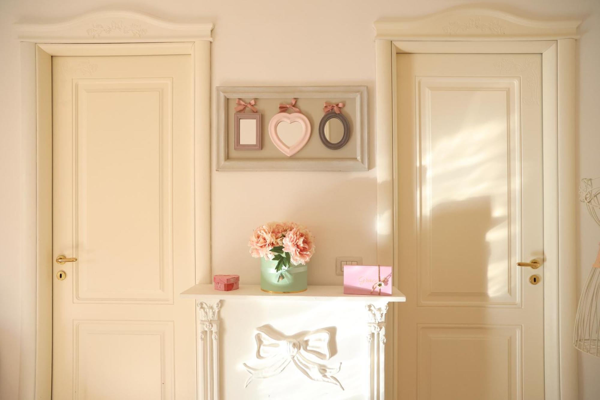 Grace'S Home In The City Center 나폴리 외부 사진
